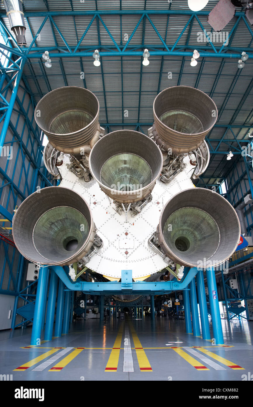 Saturn v rocket engines hires stock photography and images Alamy