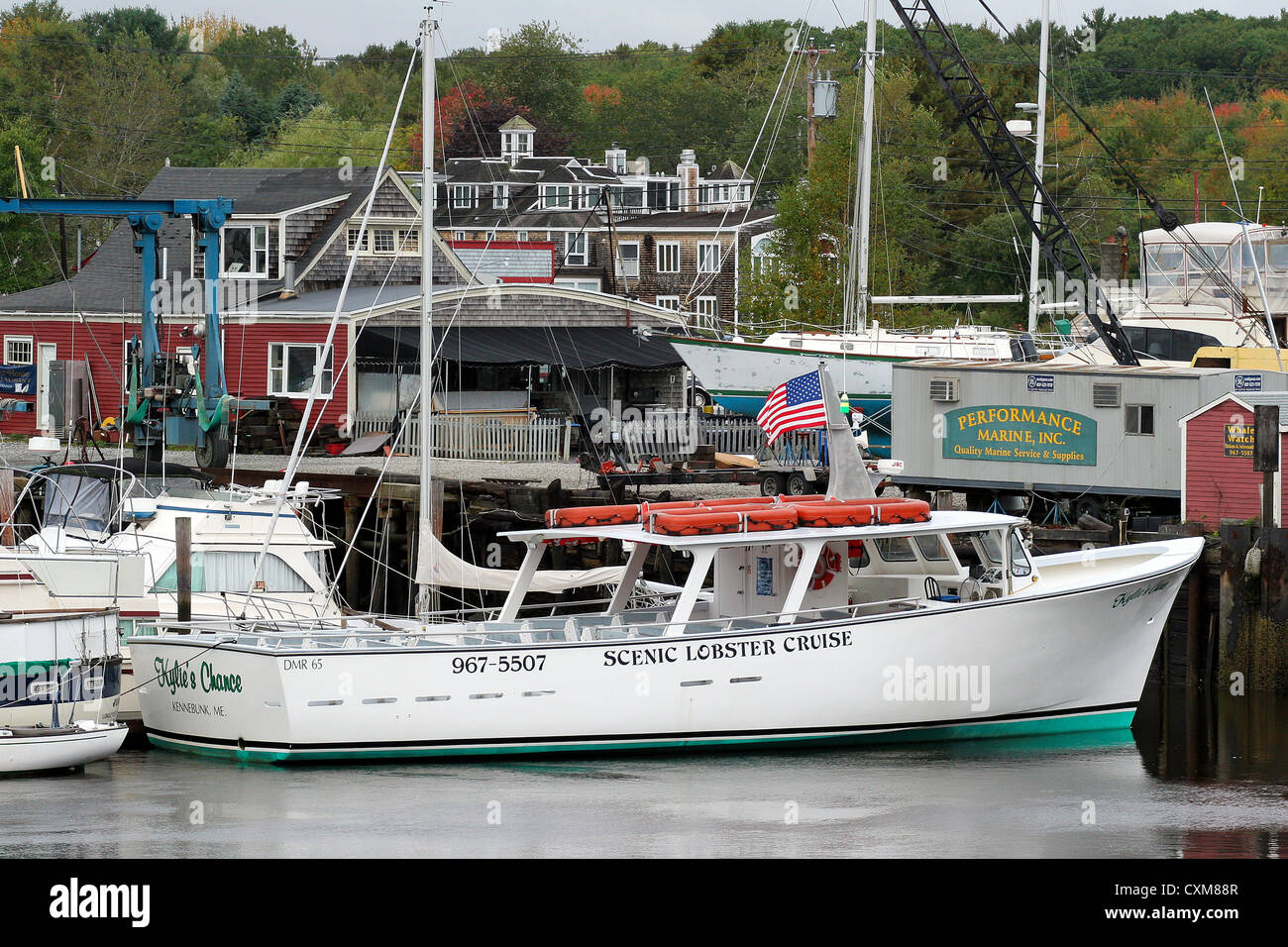 Typical maine lobster boat hires stock photography and images Alamy