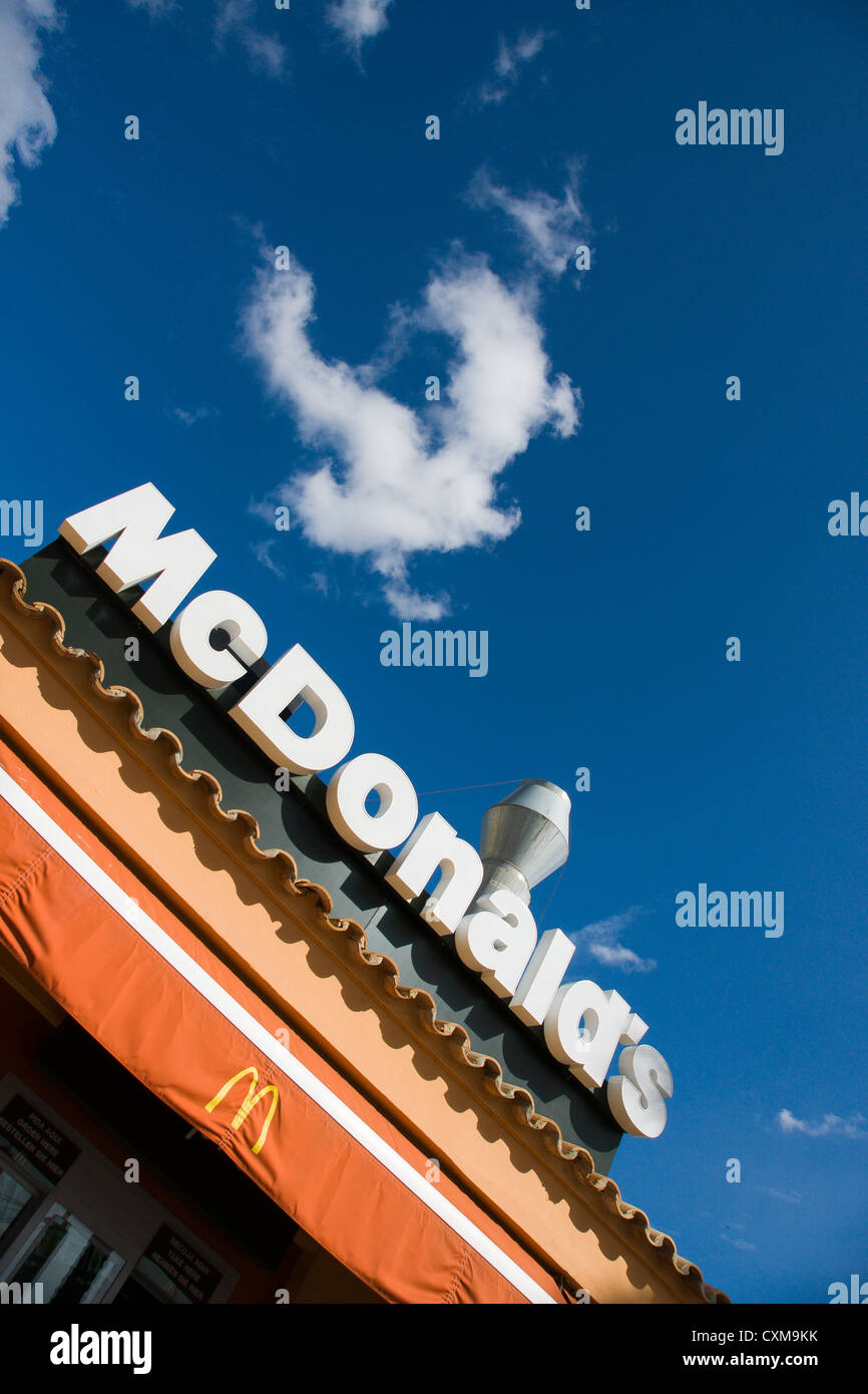 Mcdonalds spain hi-res stock photography and images - Page 2 - Alamy