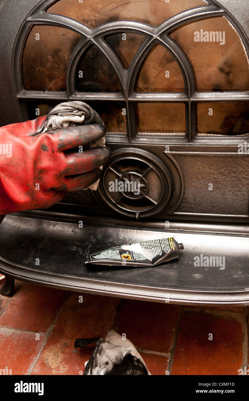 Stove blacking hi-res stock photography and images - Alamy
