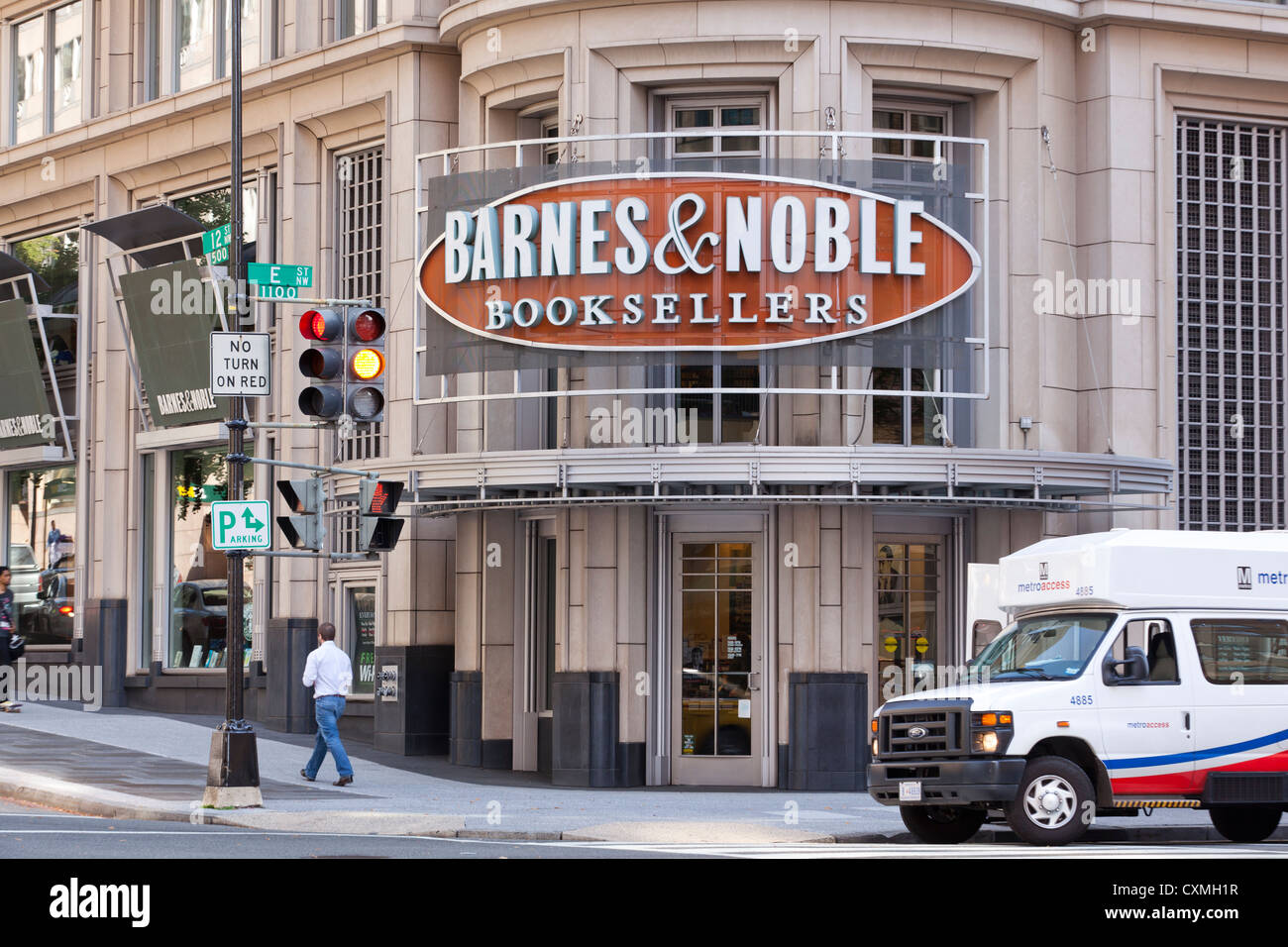 Barnes and Noble bookstore entrance and sign Washington, DC Stock