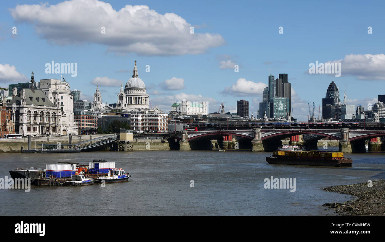 London River Thames Stock Photo Alamy