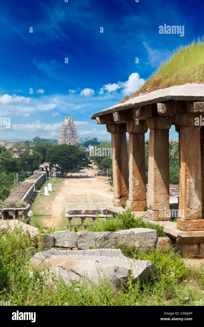 Ancient ruins in Hampi. Hampi Bazaar, Hampi, Karnataka, India Stock Photo