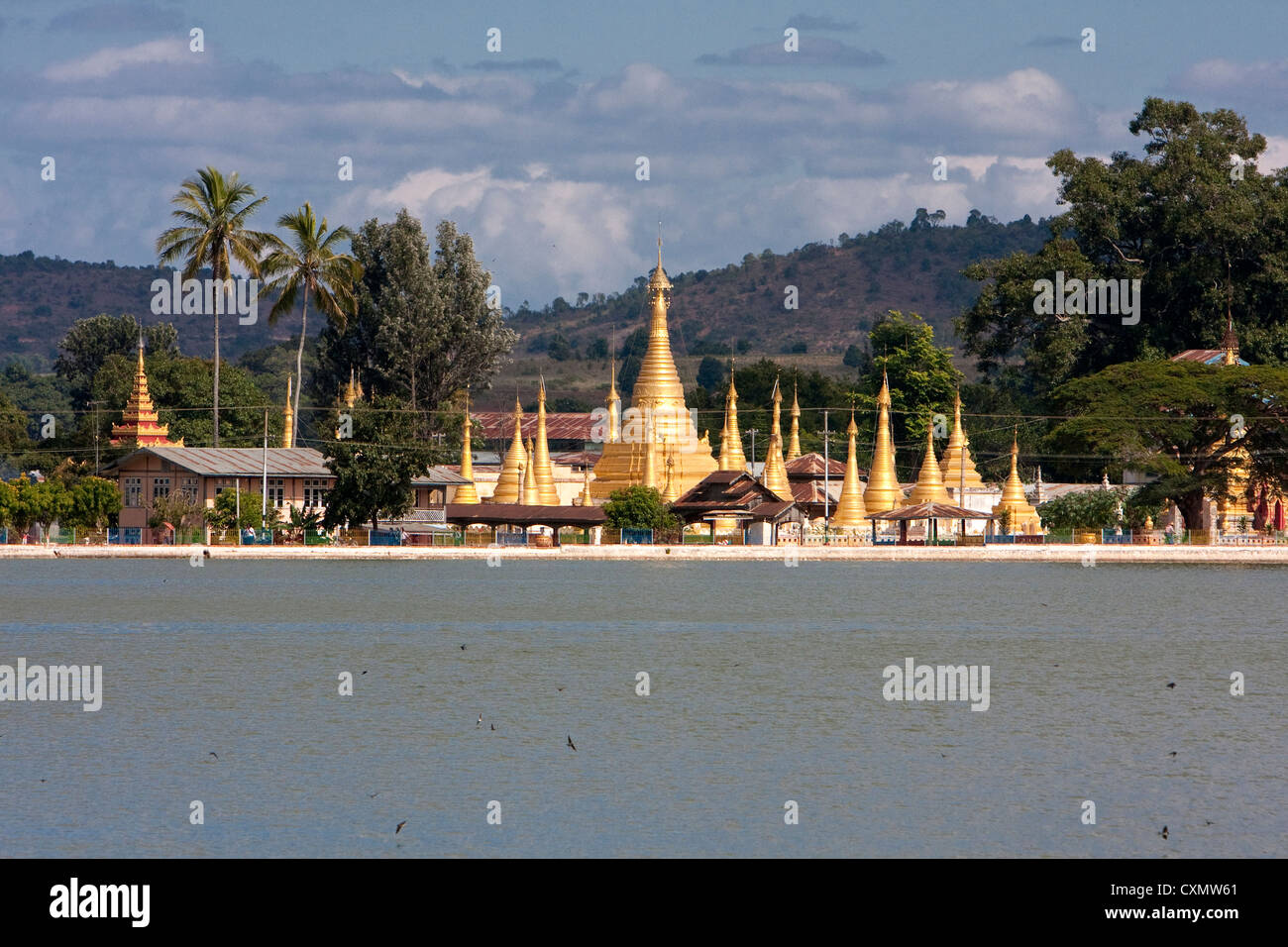 Myanmar, Burma. Pone Ta Loke Lake and Kan Tau monastery, Pindaya, Shan State. Stock Photo