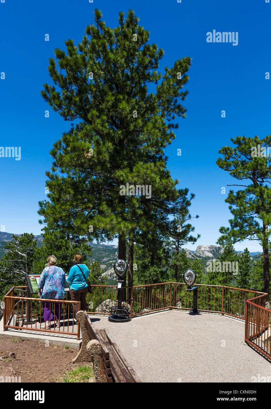 View of Mount Rushmore from Norbeck Overlook, Iron Mountain Road in Black Hills National Forest near Keystone, South Dakota, USA Stock Photo
