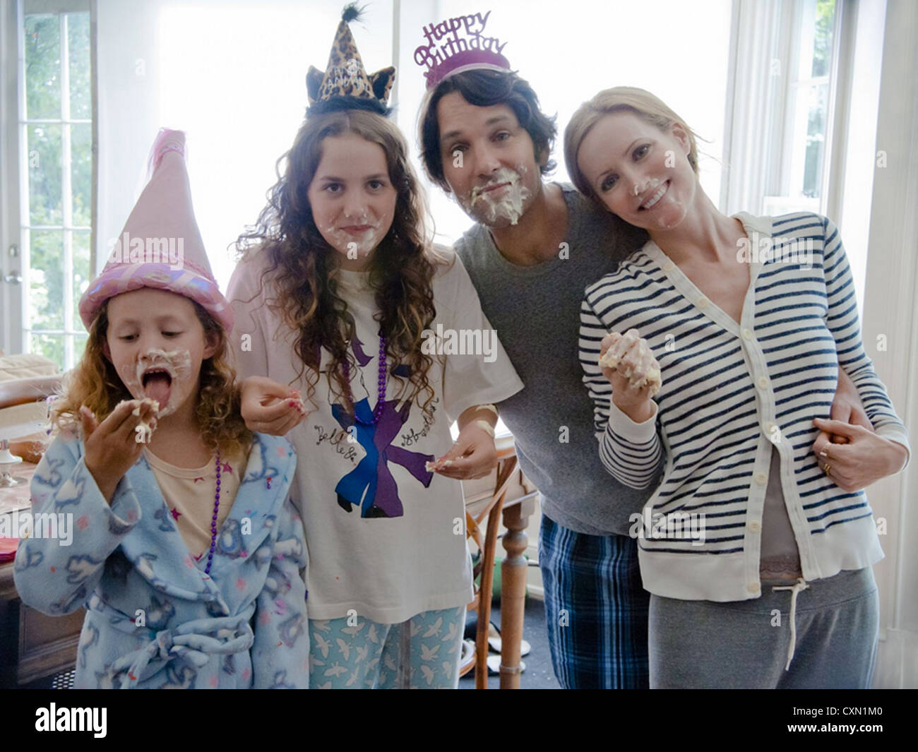 THIS IS 40  2012 Universal Studios film with from l: Iris Apatow, Mause Apatow, Paul Rudd, Leslie Mann Stock Photo
