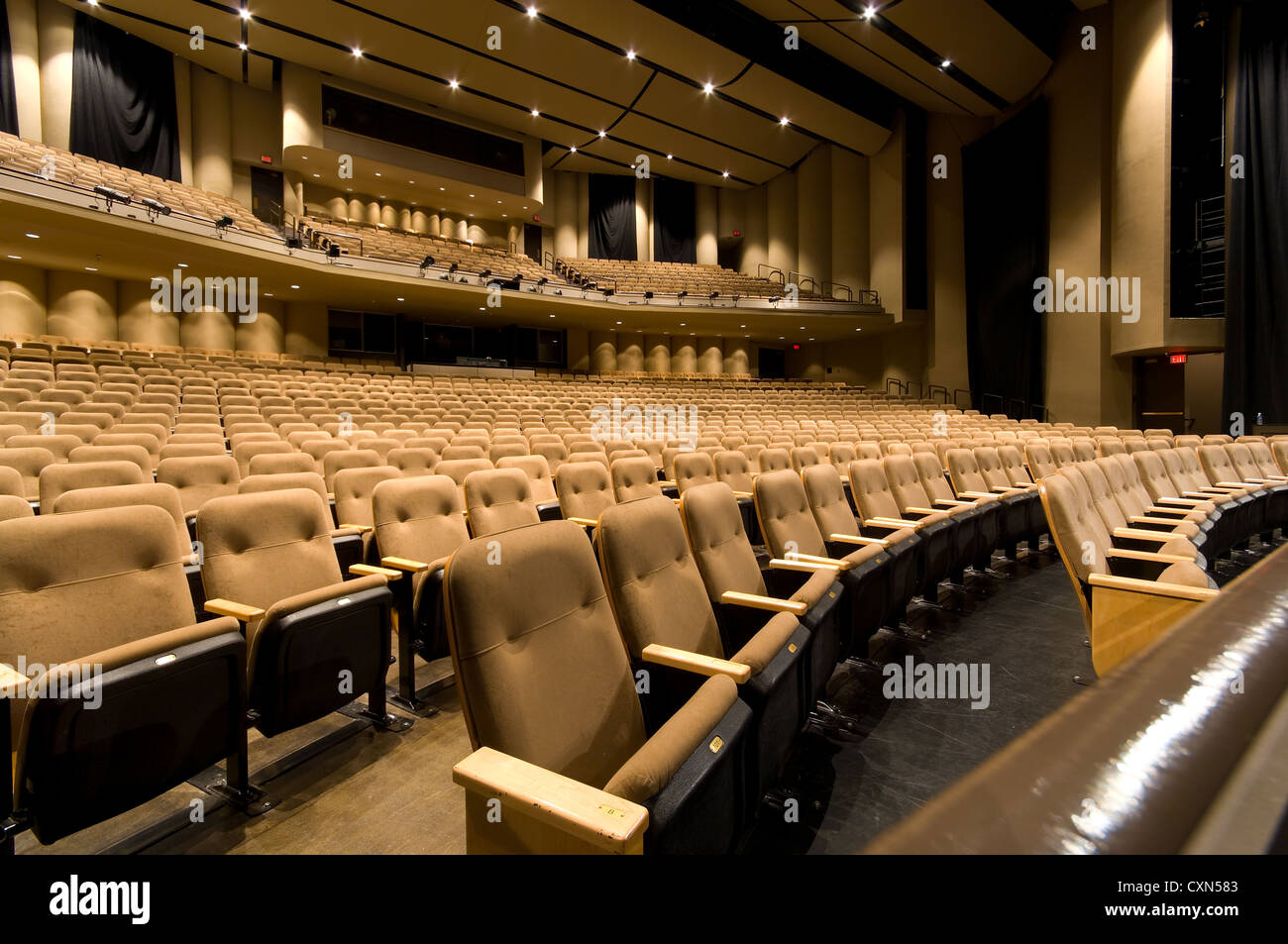 Seats in empty theater auditorium hi-res stock photography and images ...