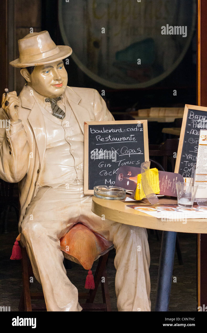 Fat mannequin hi-res stock photography and images - Alamy