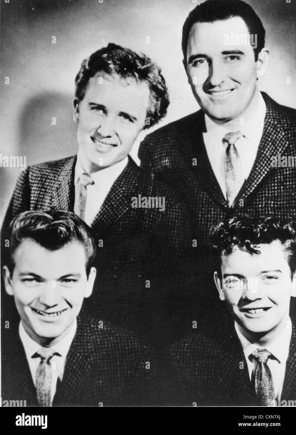 THE CRICKETS US vocal group in 1960. From l: Jerry Allison, Glen Hardin, Sonny Curtis, Earl  Sinks Stock Photo