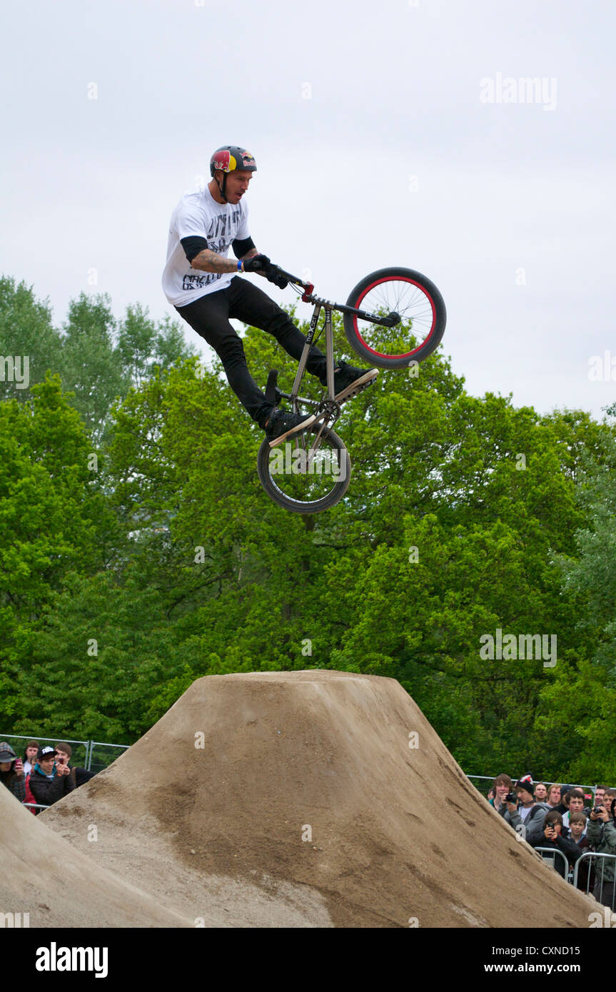 red bull bmx riders