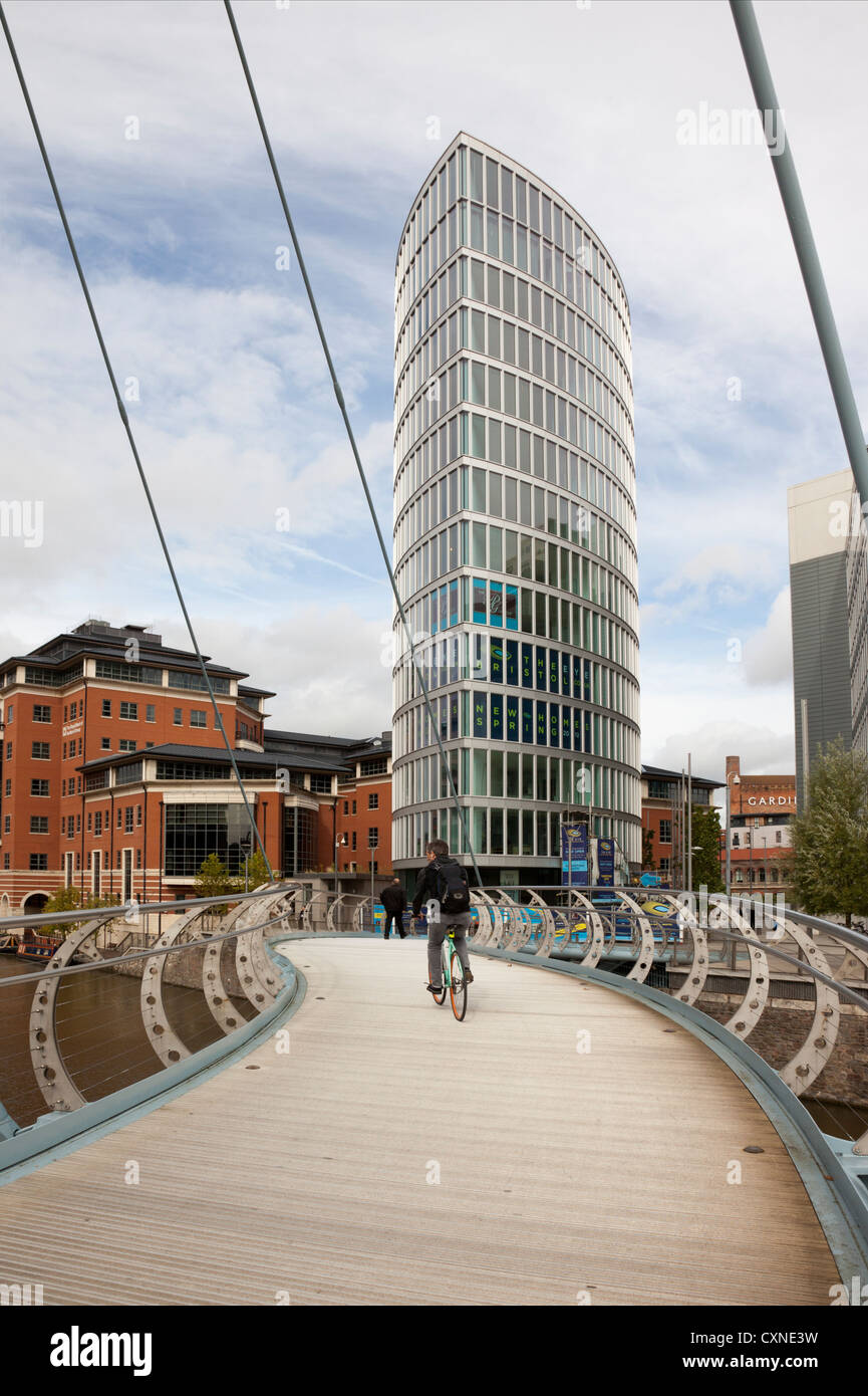The Valentine bridge, Temple Quay, Bristol City Centre, England, UK