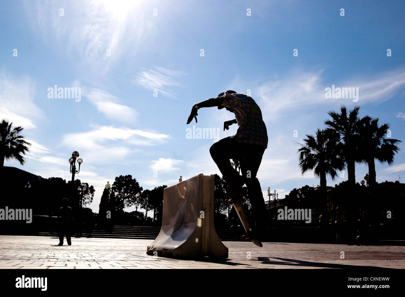 Europe France Nice, Place Massena The Forum Jacques Medicin, sull'esplande du Paillon Skaters Stock Photo