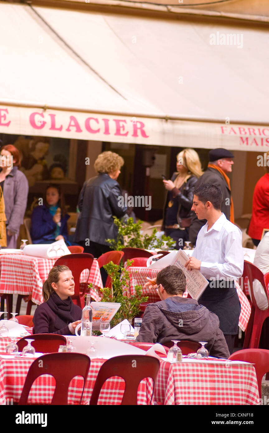 Europe France Nice, the outdoor area of the pizzeria 'Le Claire Fontaine' in Place Rossetti in the old town. Stock Photo