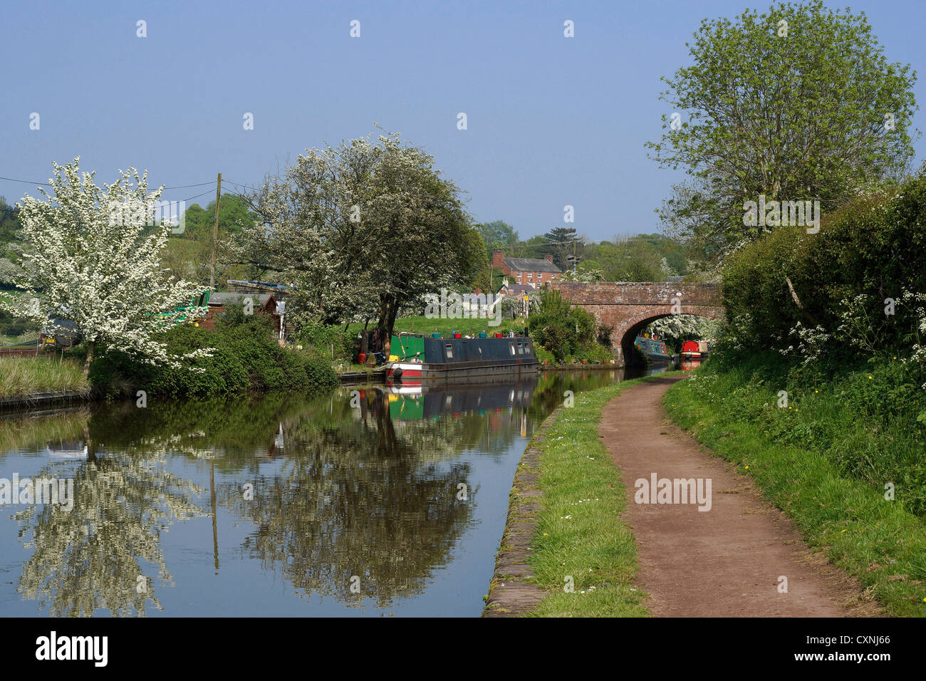 The Worcester and Birmingham canal at Tardebigge canal village in