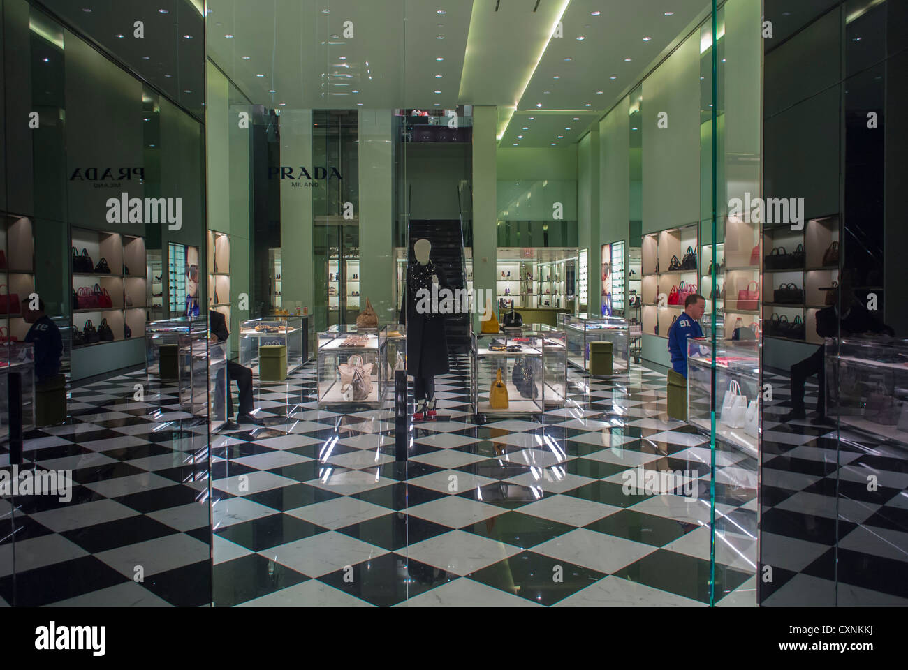 New York, NY, USA, Prada, Luxury CLothing SHop, Fifth Avenue Front WIndows, Prada  Store, Manhattan Stock Photo - Alamy