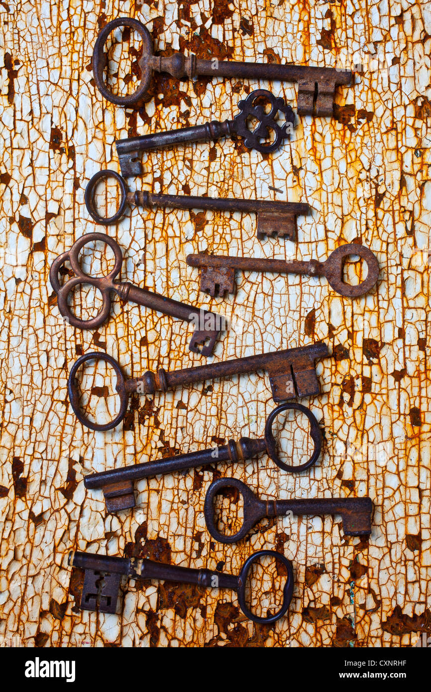 Old skeleton keys Stock Photo - Alamy
