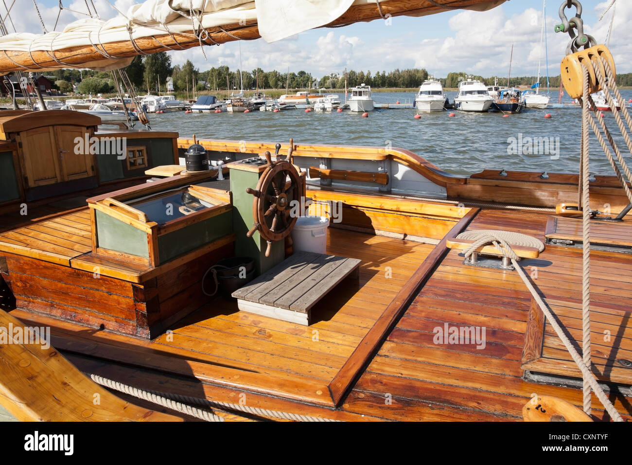 Sailing Ship Helm High Resolution Stock Photography and Images Alamy