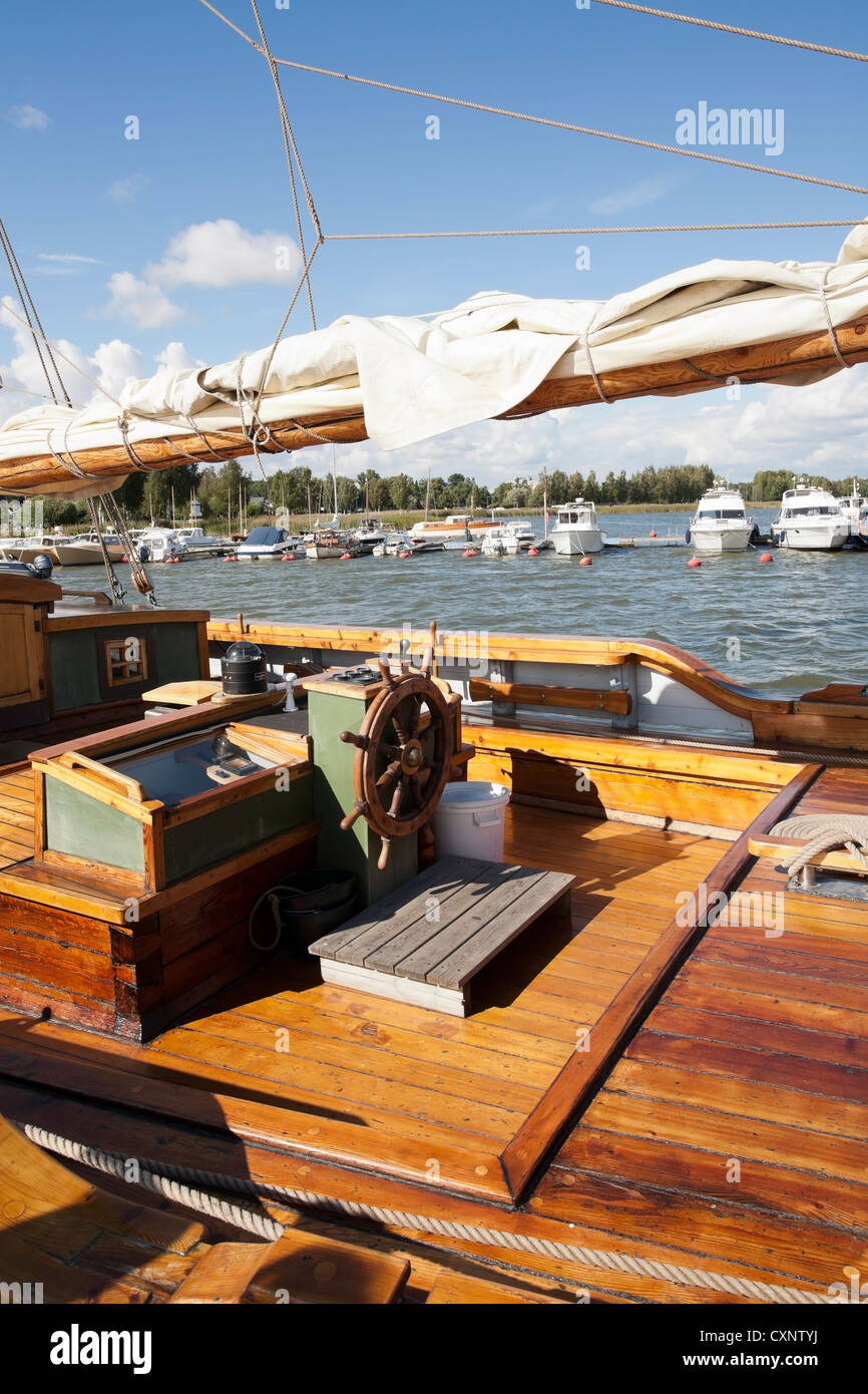 Sailing ship helm hires stock photography and images Alamy
