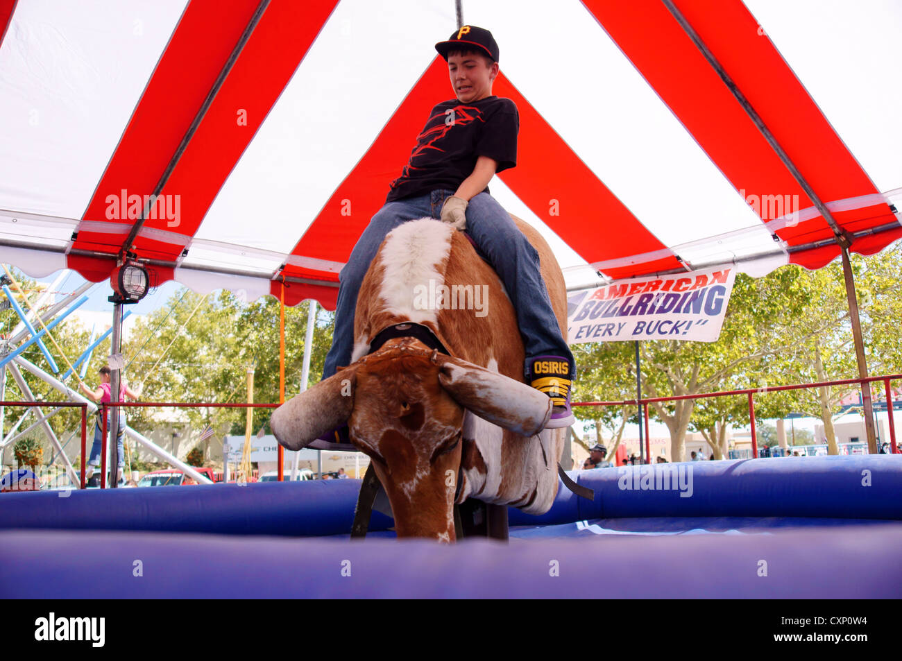 Mechanical Bull Riding High Resolution Stock Photography and Images Alamy