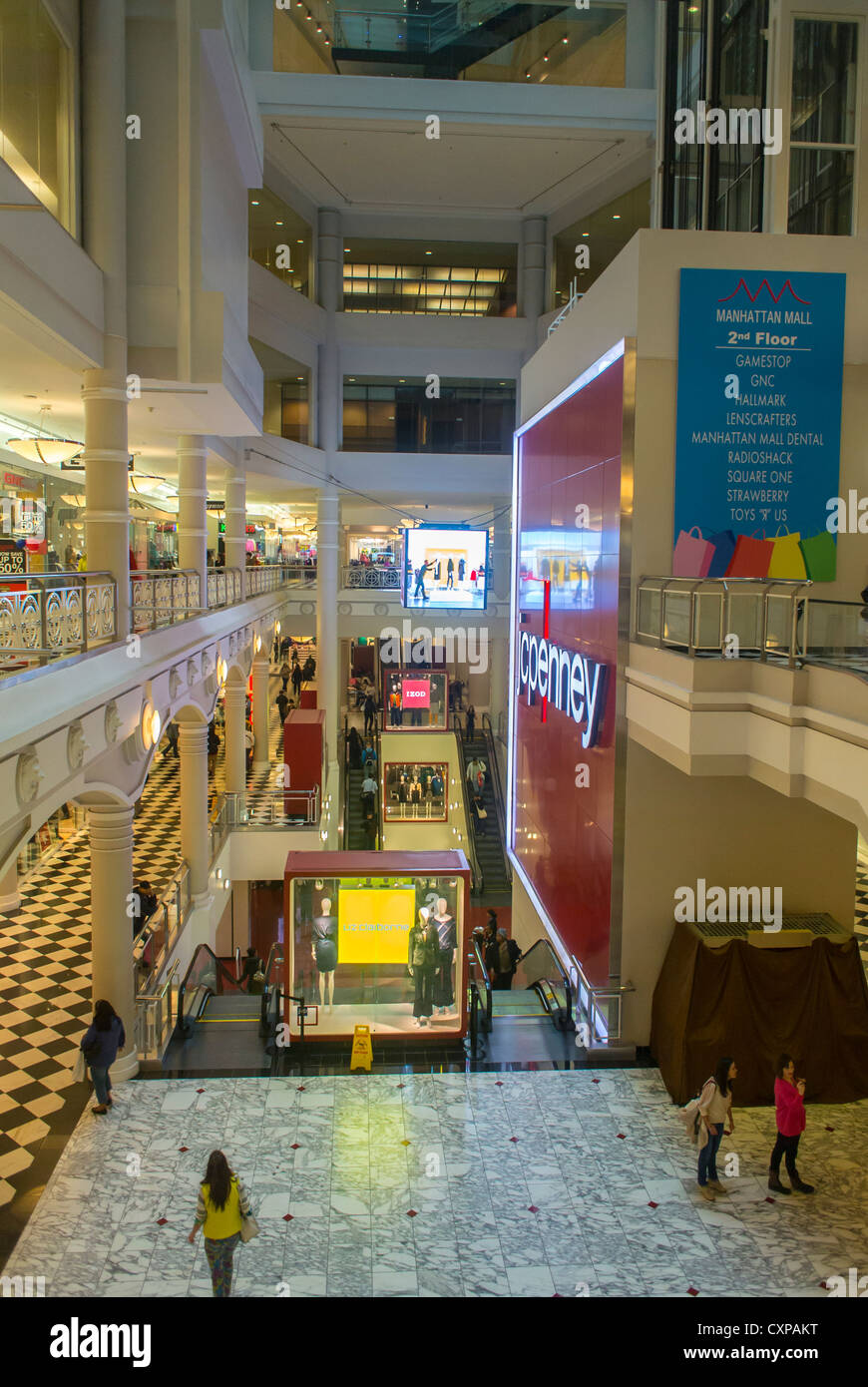 New York City, NY, People Shopping in the Manhattan Mall, 33rd St. fashion  center interior, modern building Stock Photo - Alamy