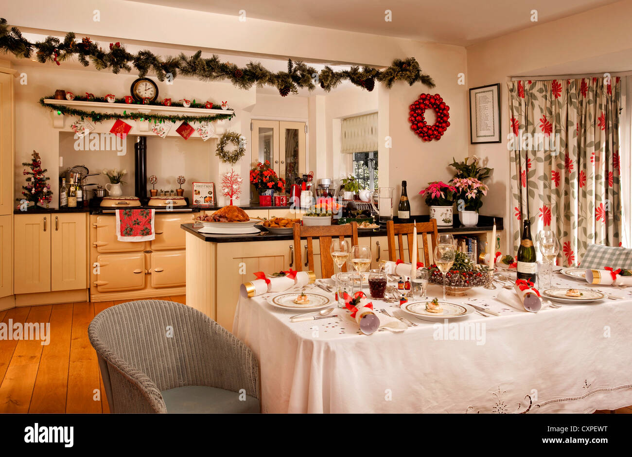 Country Kitchen diner set for Christmas lunch Stock Photo