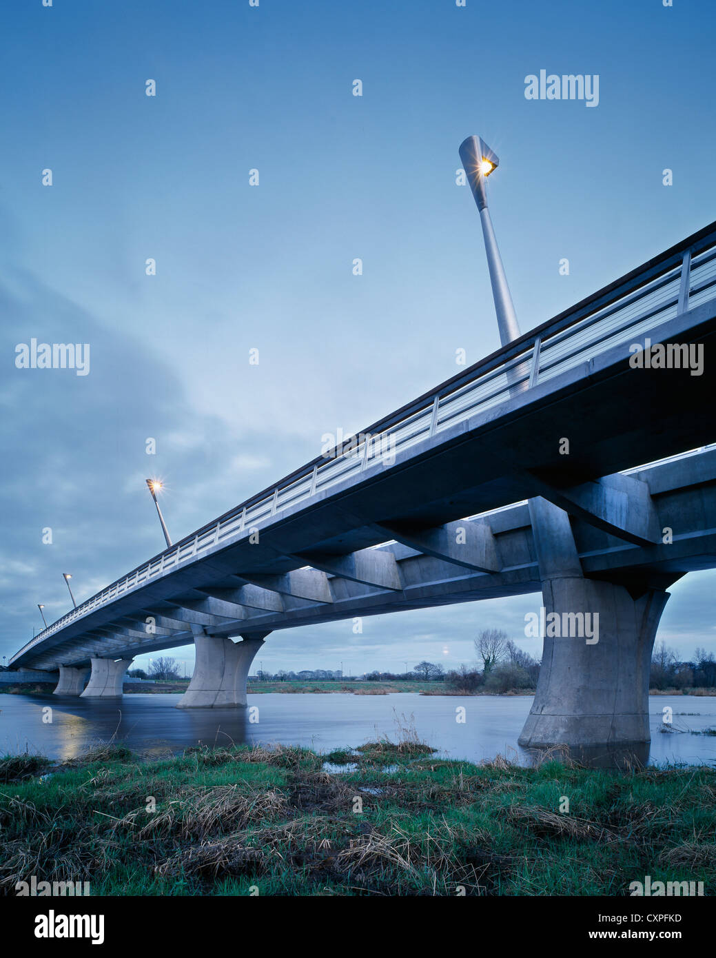 Pedestrian Bridge, UL, Limerick, Ireland. Architect Murray O'Laoire