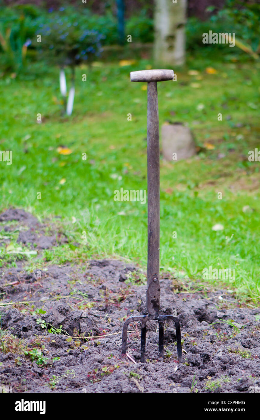Garden fork close up hires stock photography and images Alamy