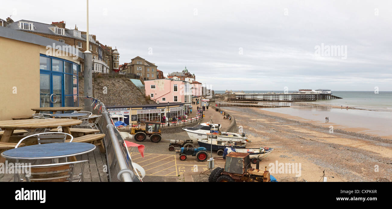 North Norfolk Cromer seafront and pier Stock Photo Alamy