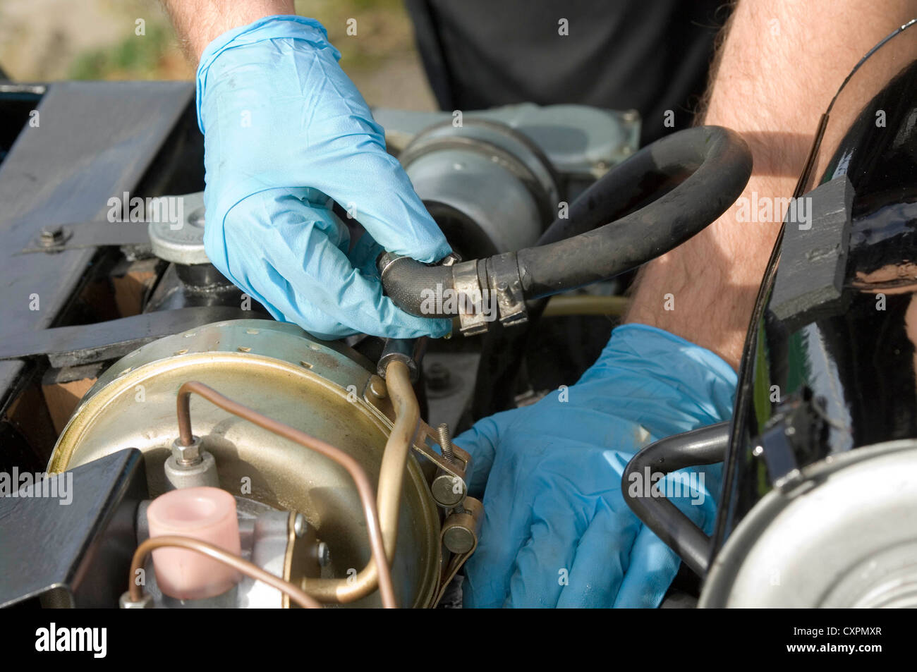 Changing the coolant Changing the coolant