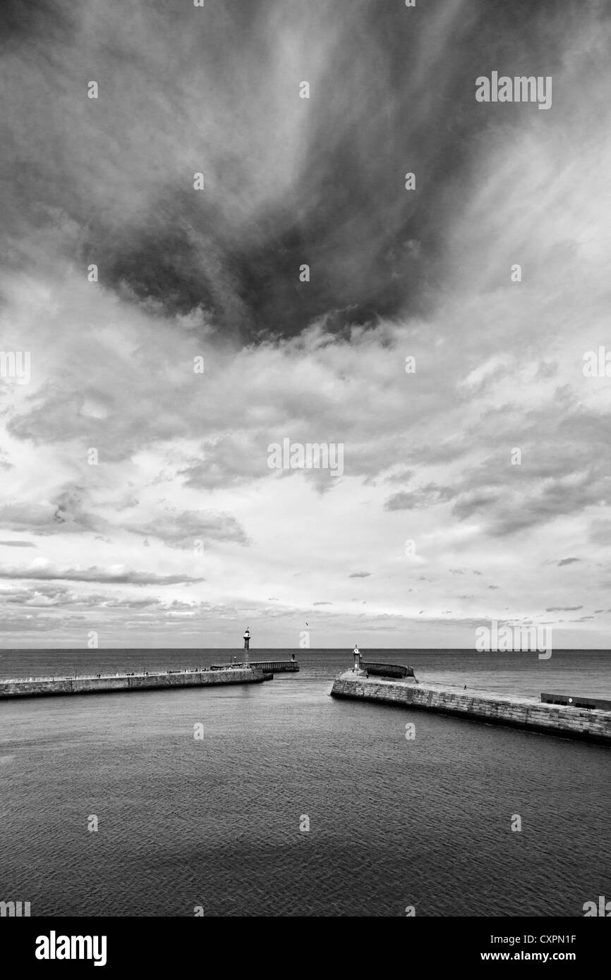 Whitby Harbour Entrance, North Yorkshire Stock Photo