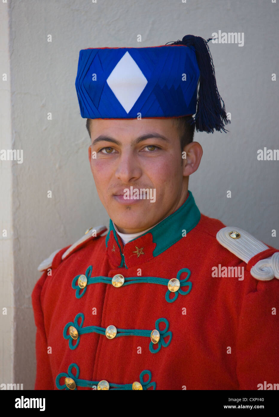 Guard at Mellah, the King's palace, in the old medina, Fes, Morocco Stock Photo