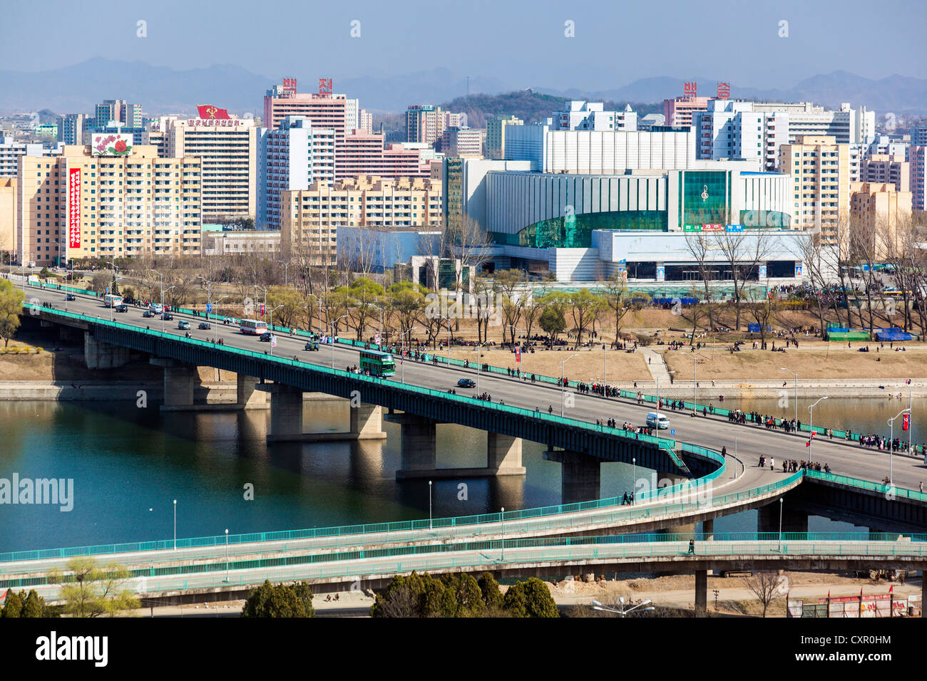 Democratic Peoples's Republic of Korea (DPRK), North Korea, Pyongyang, Rungna Bridge spanning the river Taedong in central Pyong Stock Photo