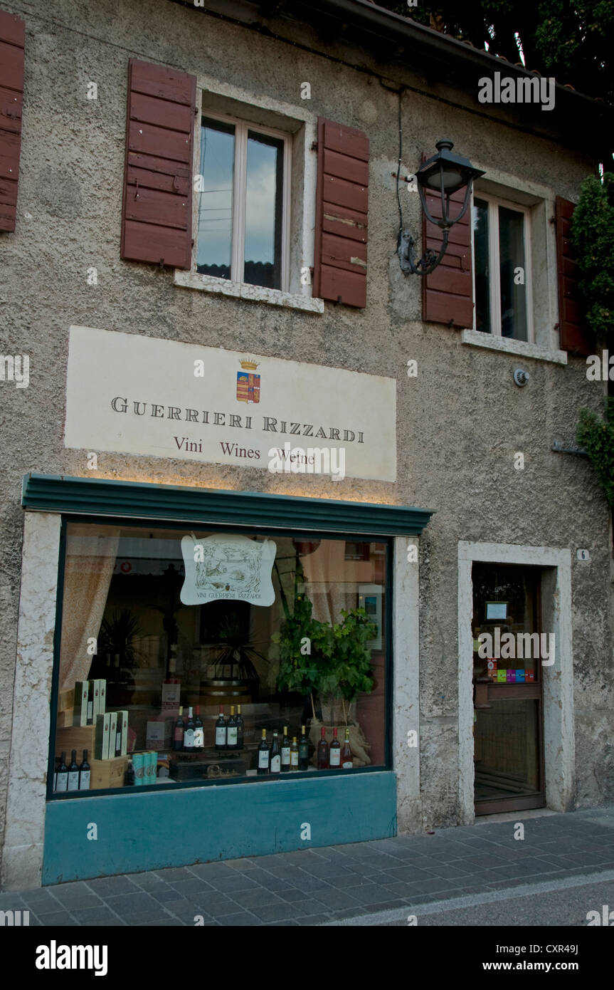 Bardolino wine hires stock photography and images Alamy