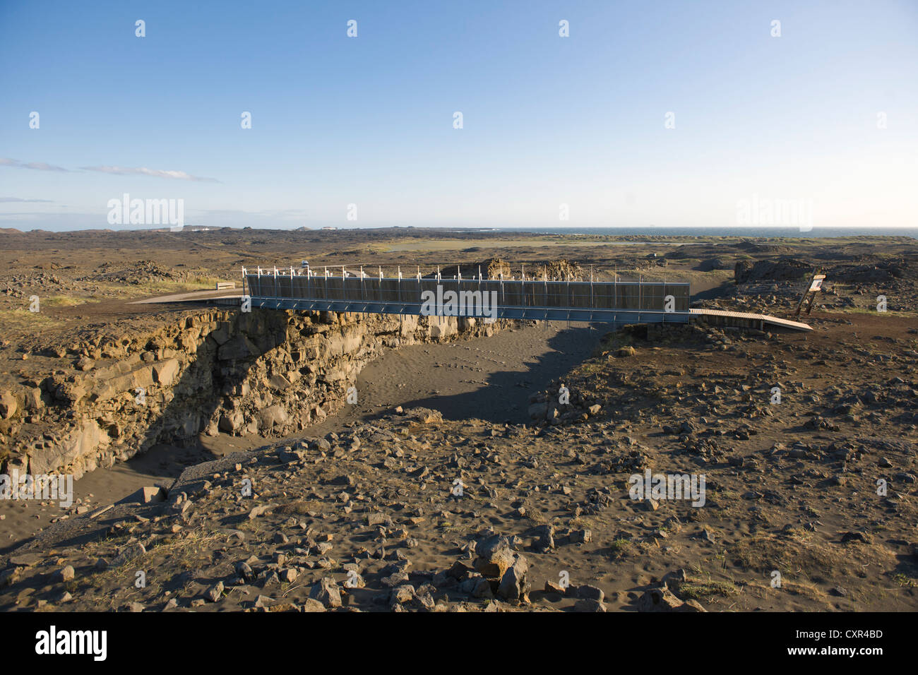 Bridge across the rift valley between the American continental plate ...