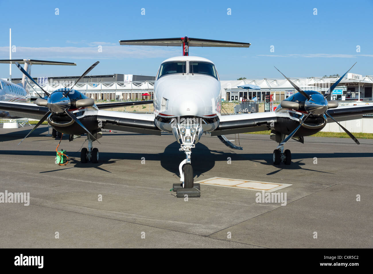 Twin-turboprop aircraft Beechcraft King Air, Model B250 Stock Photo - Alamy