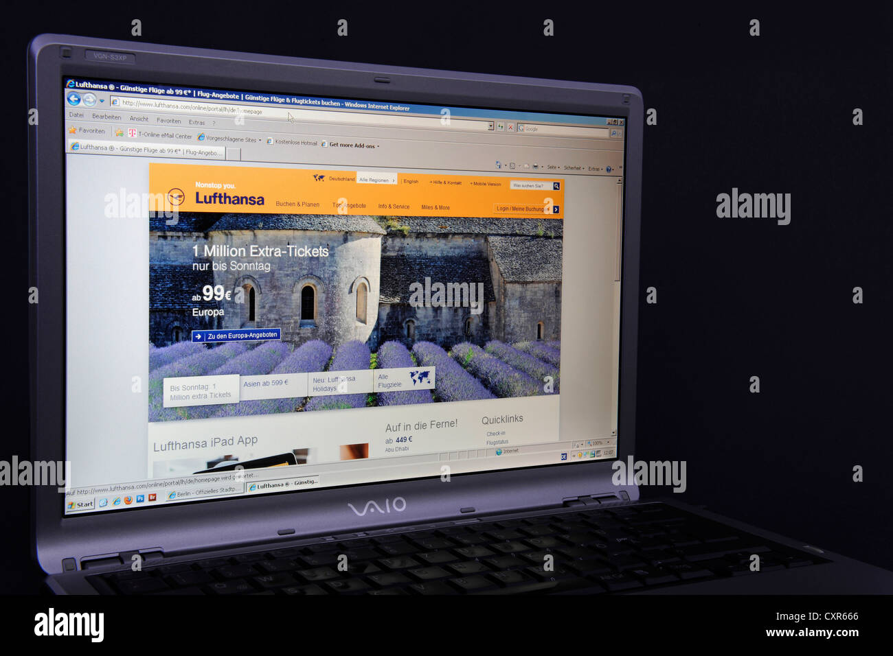 Website, German Lufthansa webpage on the screen of a Sony Vaio laptop Stock  Photo - Alamy