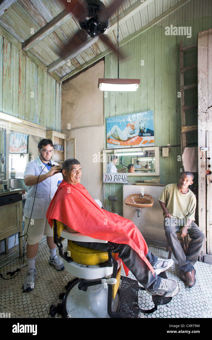 Private hair salon in the historic city of Santiago de Cuba, Cuba, Central America Stock Photo