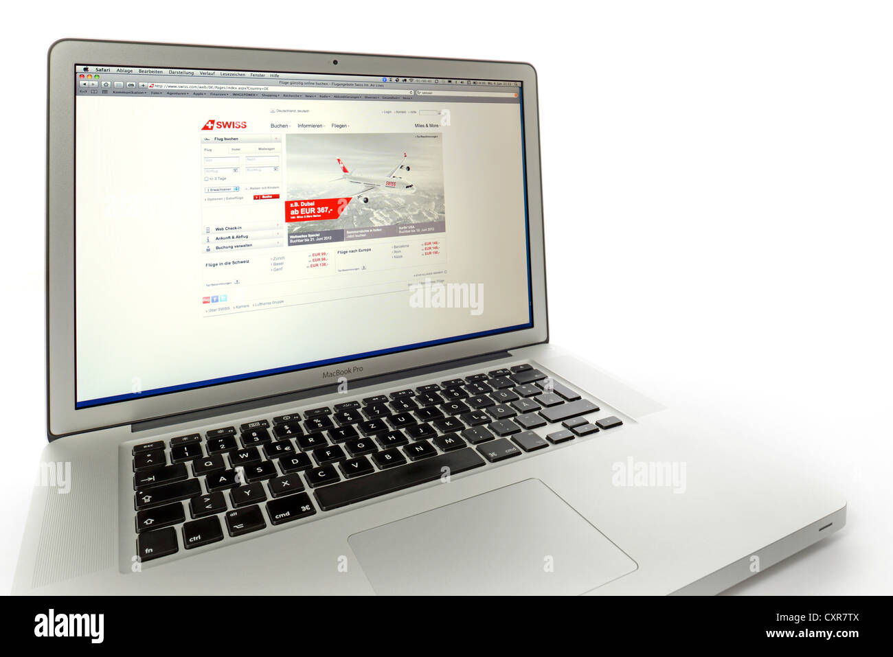 Swiss Airline, website of the airline displayed on the screen of an Apple MacBook Pro Stock Photo