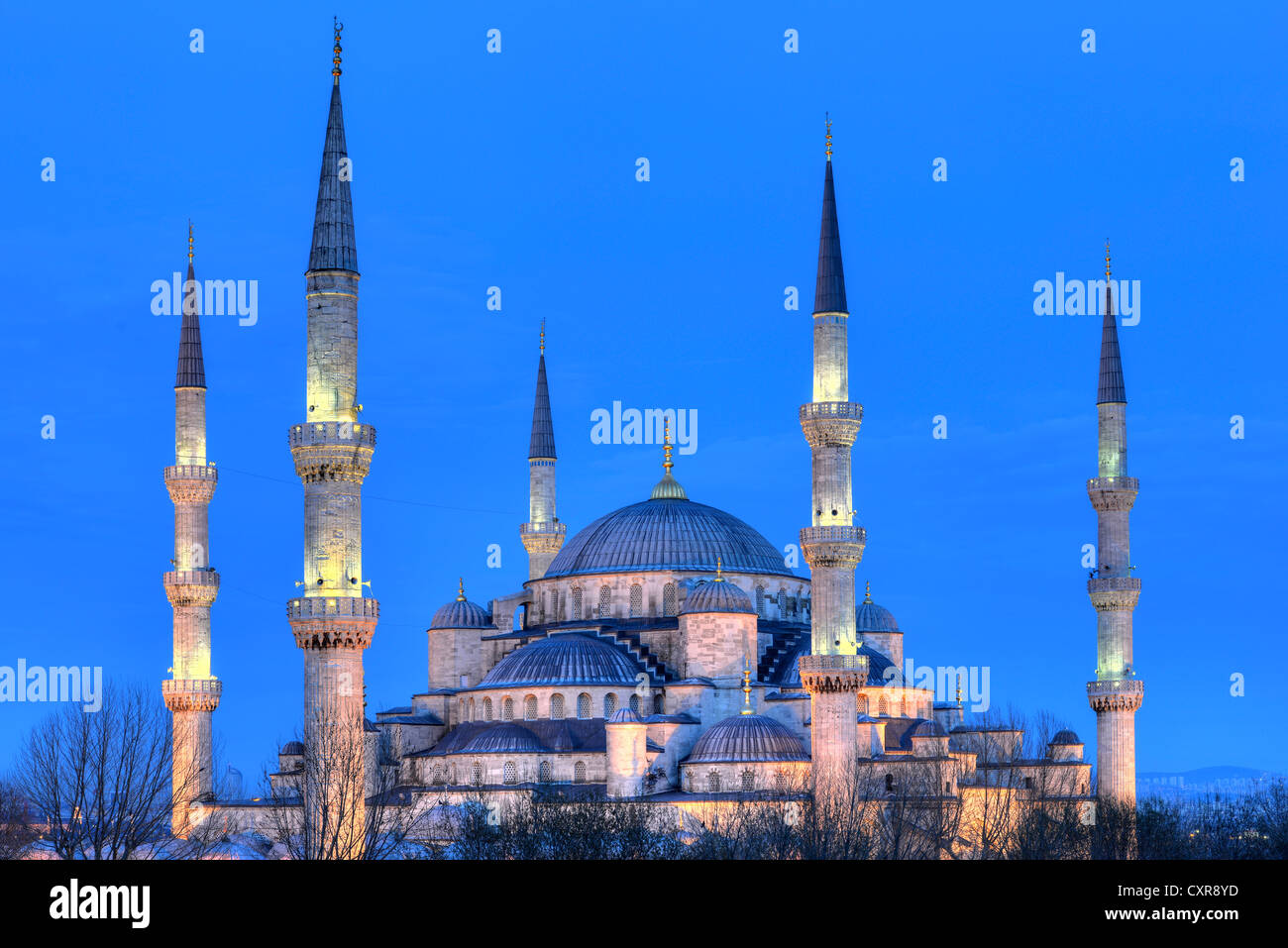 Sultan Ahmed Mosque also known as Blue Mosque at night, Sultanahmet ...
