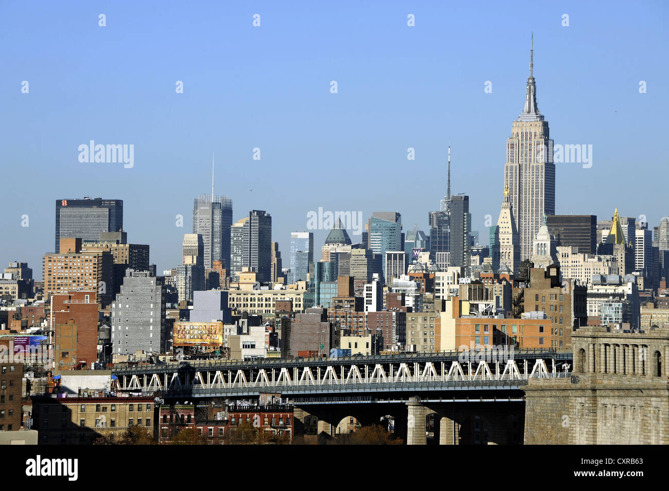 Empire State Building From Brooklyn Bridge High Resolution Stock Photography And Images Alamy