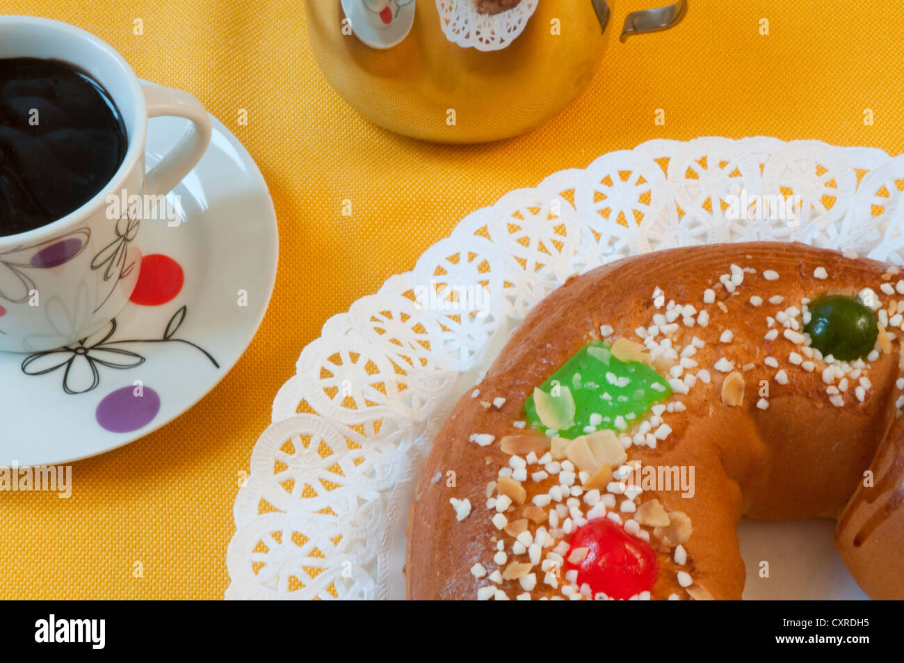 Roscon de Reyes, typical Spanish Christmas cake. Spain. Stock Photo