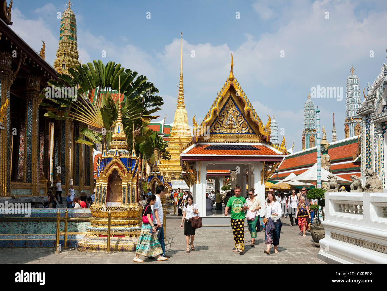 Tourists in the Royal Grand Palace, Bangkok, capital of Thailand, Southeast Asia, Asia Stock Photo