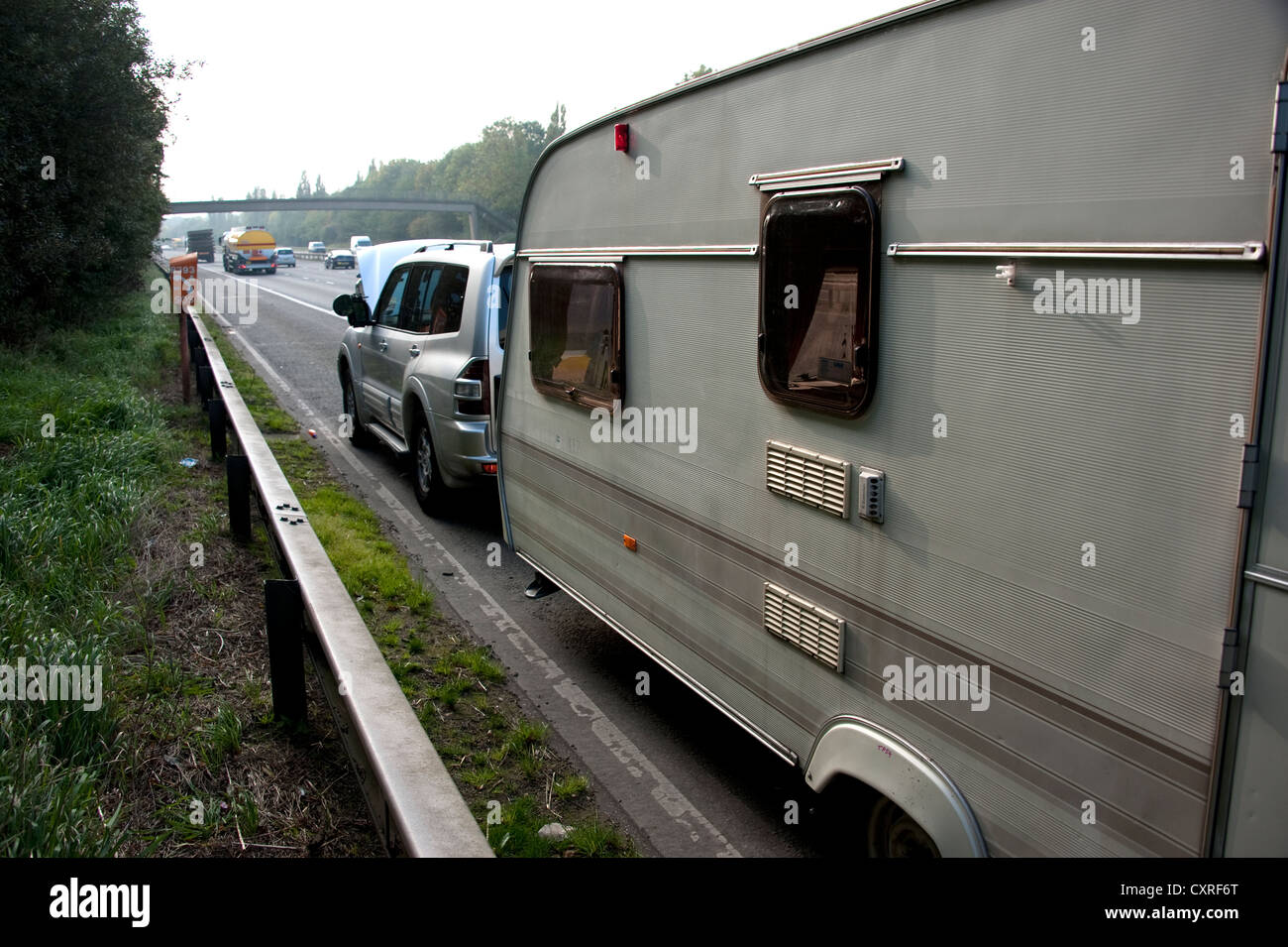 Car towing caravan hires stock photography and images Alamy