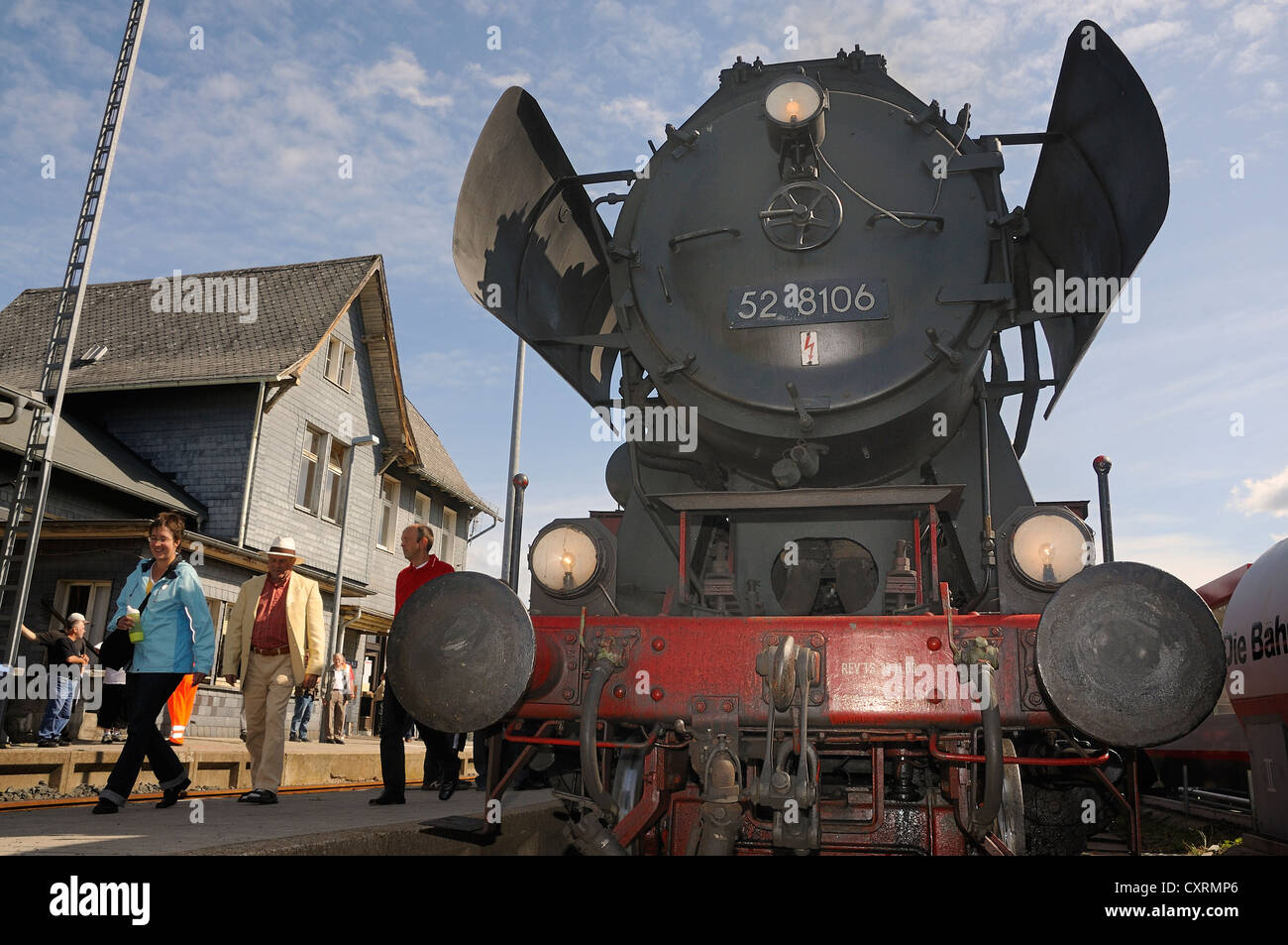 Class 52 Steam Locomotive Pulling Into The Station Bad Laasphe Siegen Wittgenstein Disrtrict North Rhine Westphalia Stock Photo Alamy