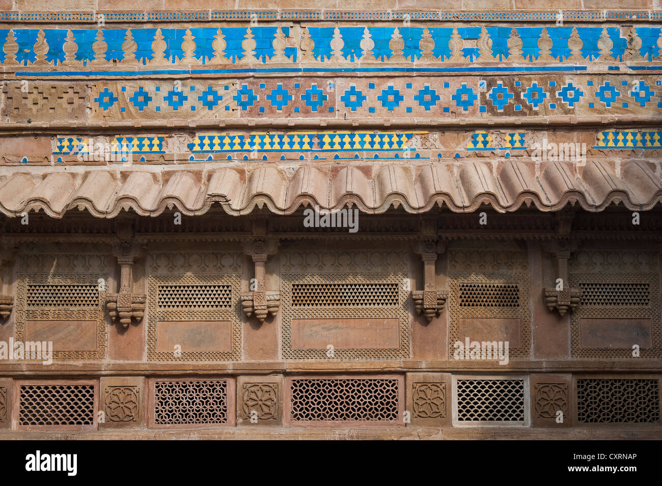 Colourful ceramic tiles adorning a wall, Man Singh Palace, Gwalior Fort or Fortress, Gwalior, Madhya Pradesh, India, Asia Stock Photo