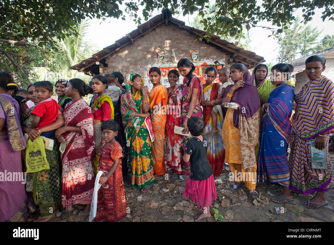 Third world children hi-res stock photography and images - Alamy