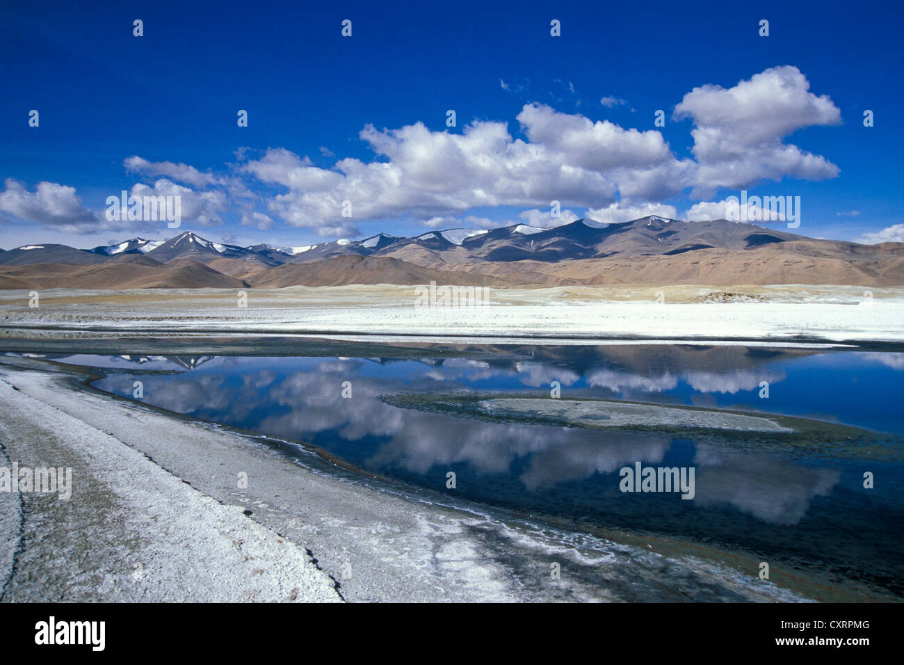 Tso Khar or Tsokhar, high altitude salt lake, Changthang, Ladakh, Indian Himalayas, Jammu and