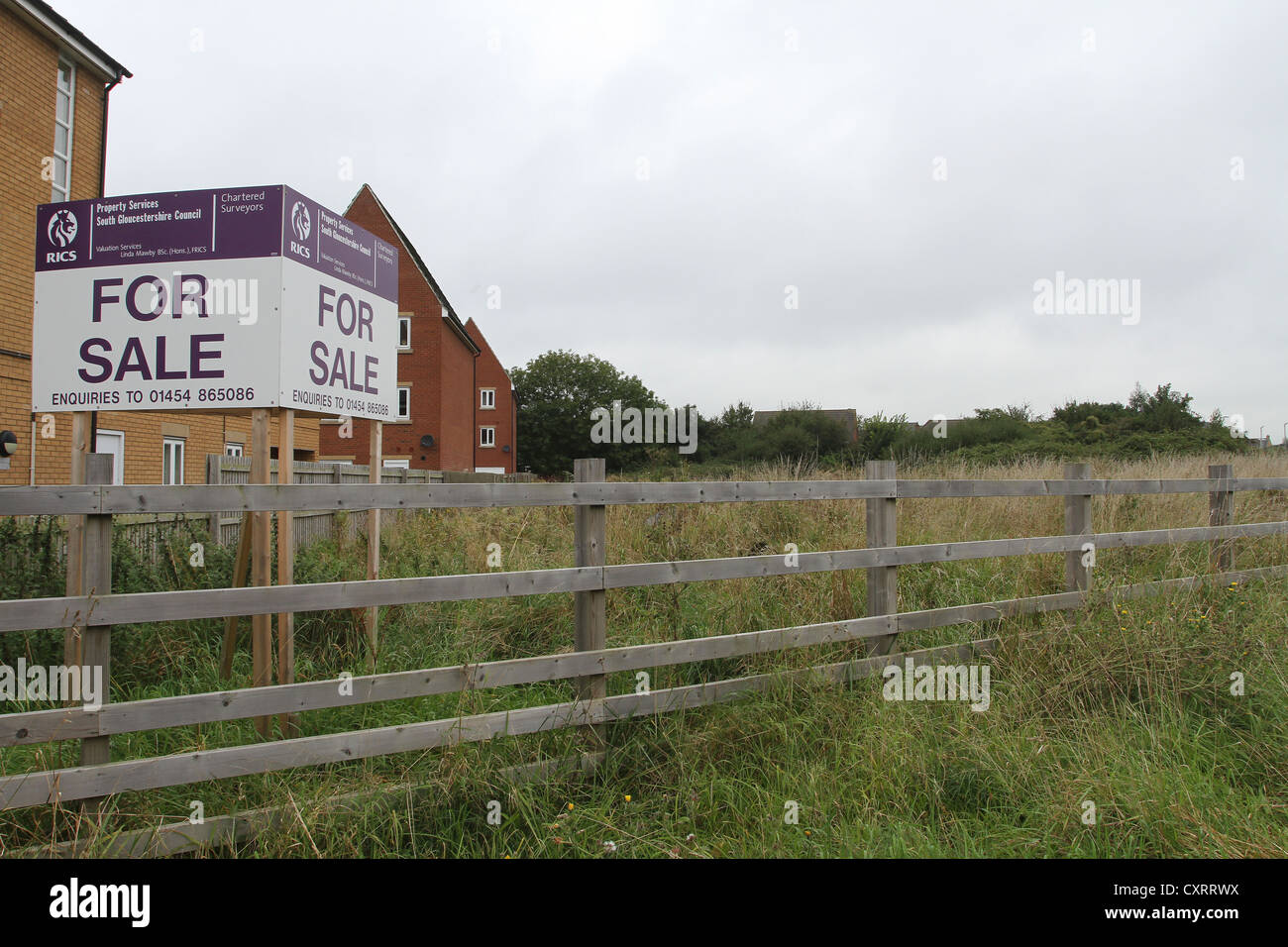 Empty plot of land hires stock photography and images Alamy