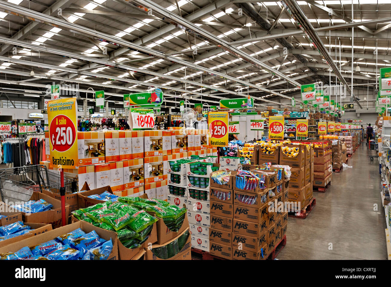 Supermarket near Puntarenas, Costa Rica, Central America Stock Photo