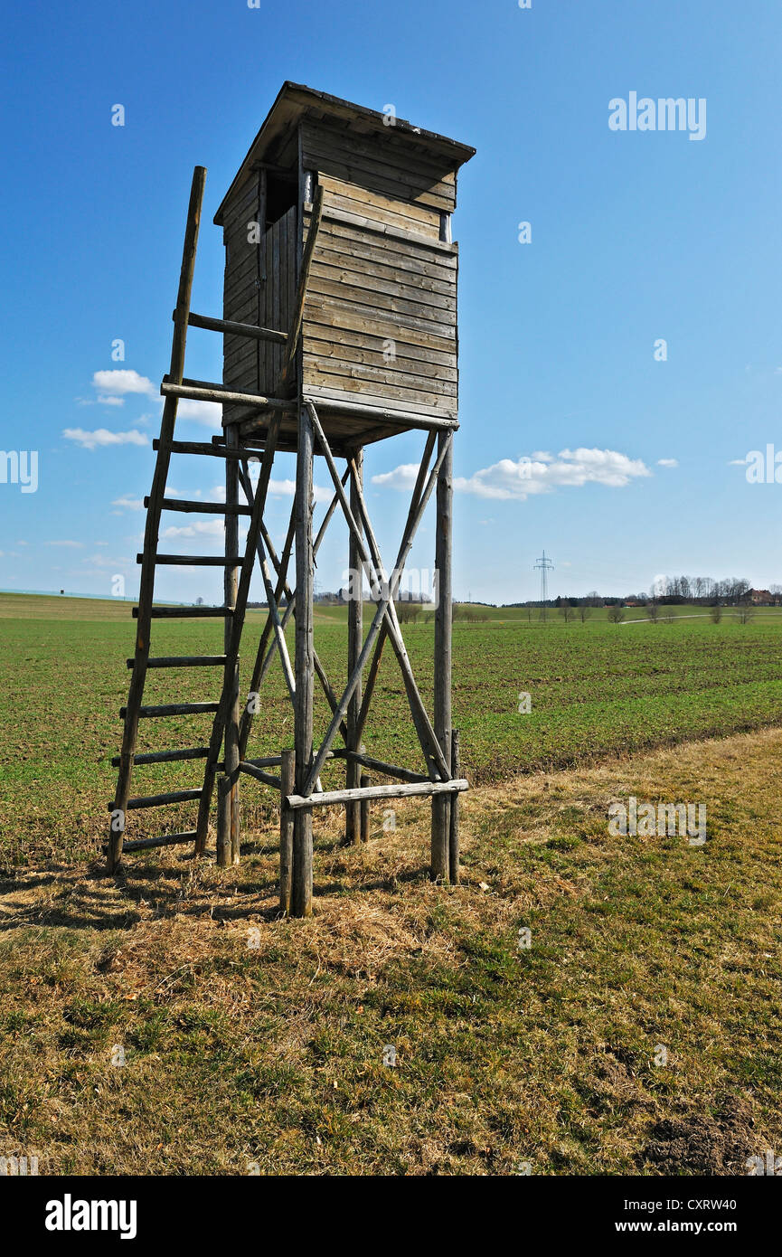 Hunters stand hires stock photography and images Alamy